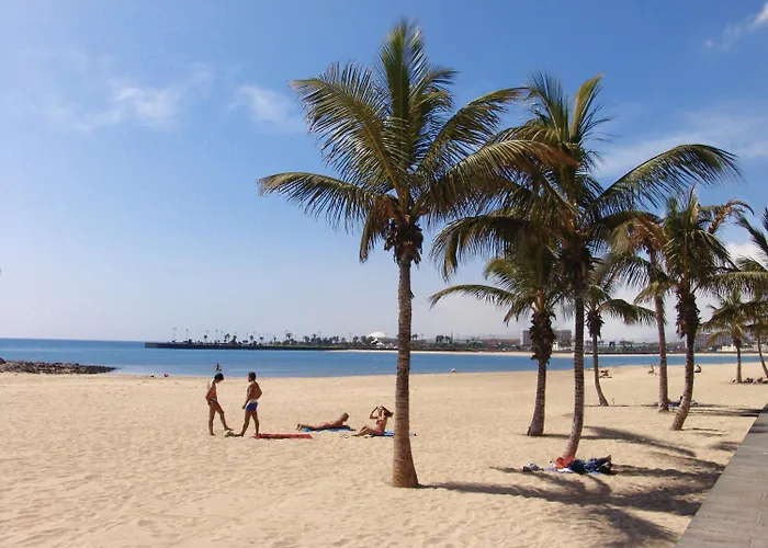 Residencia CardonaHostal